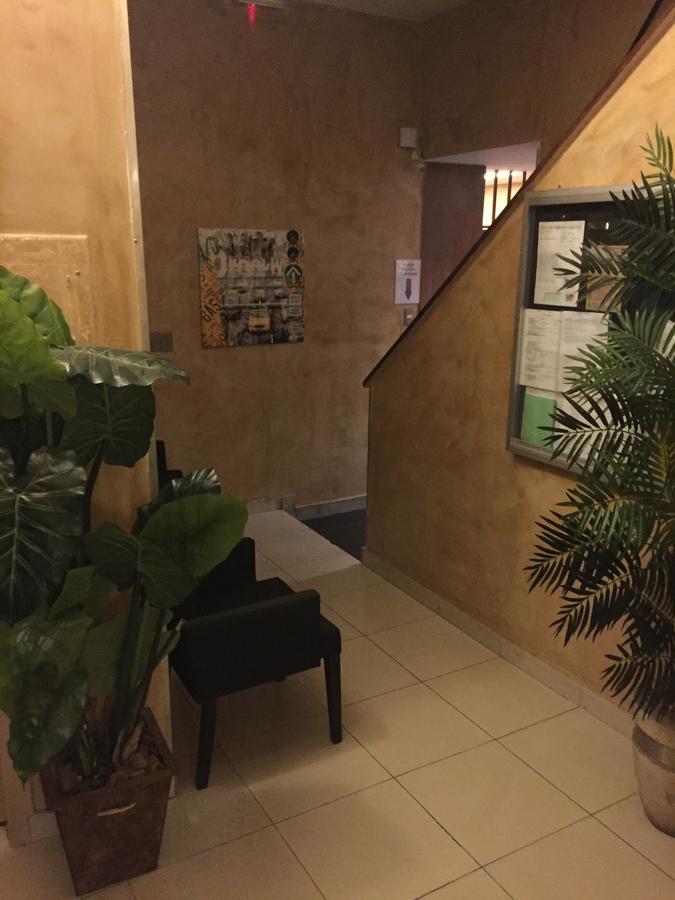 Belo Motel (Adults Only) เบโลโอรีซอนชี ภายนอก รูปภาพ