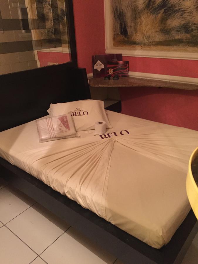 Belo Motel (Adults Only) เบโลโอรีซอนชี ภายนอก รูปภาพ
